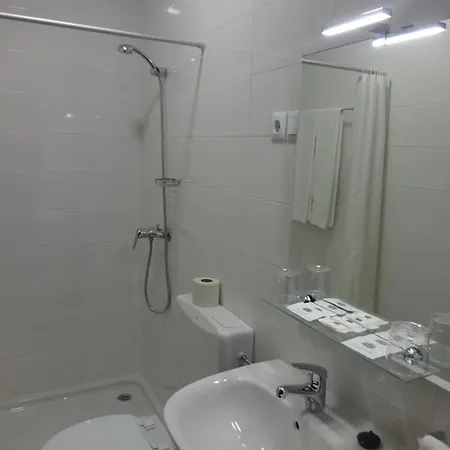 Sinagoga Hotel 2*